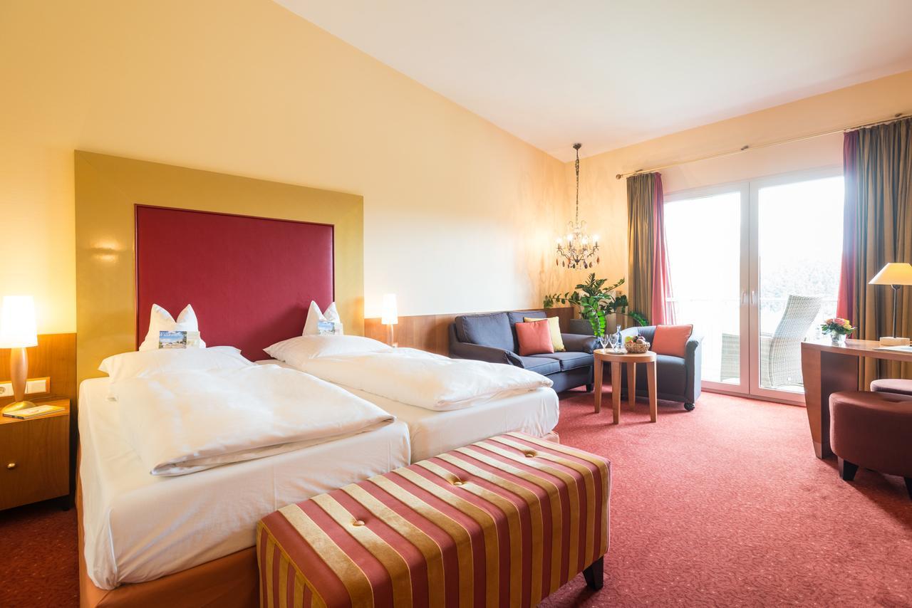 Hotel Heinz Höhr-Grenzhausen Eksteriør bilde