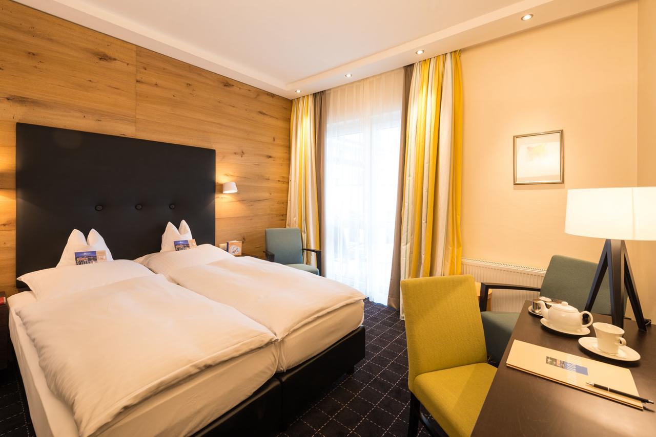 Hotel Heinz Höhr-Grenzhausen Eksteriør bilde
